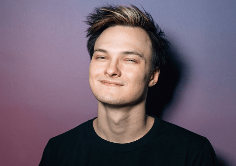 Блогер
